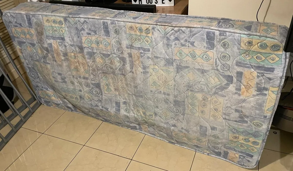 Single bed frame + mattress - x2 - Image 3