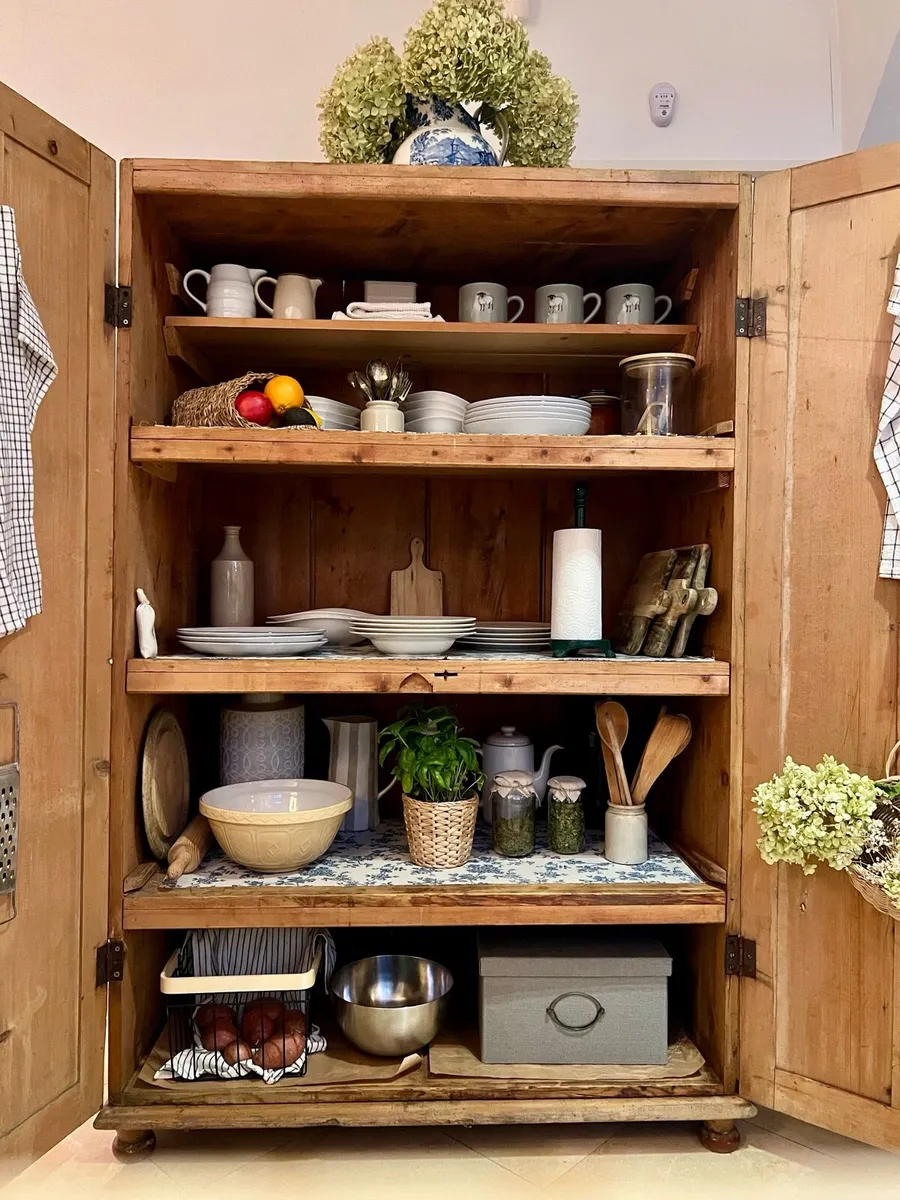 Antique pine dresser and a vintage one - Image 3