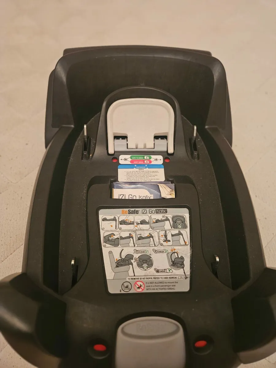 Baby items  car seat isofix base and next to me - Image 1