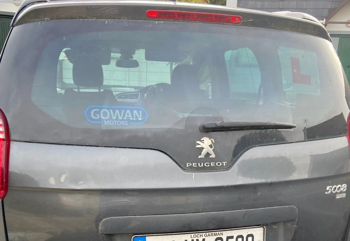 Peugeot 5008 2014 - Image 1