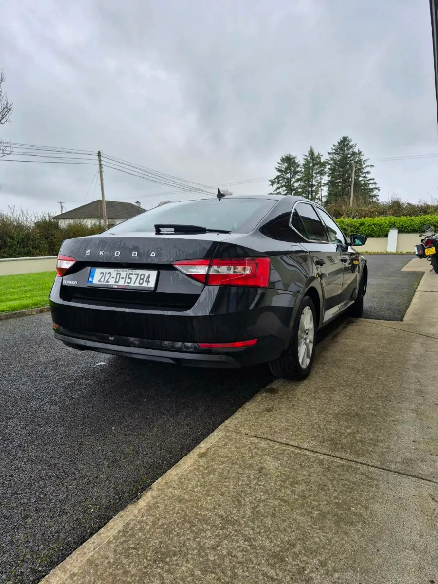 Skoda Superb - Image 2