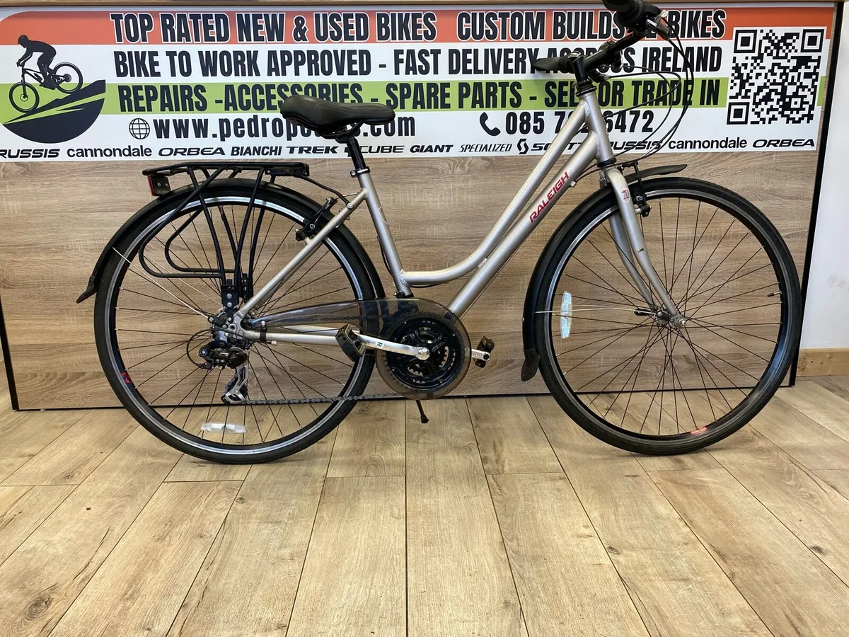 Raleigh (like new) - Image 1