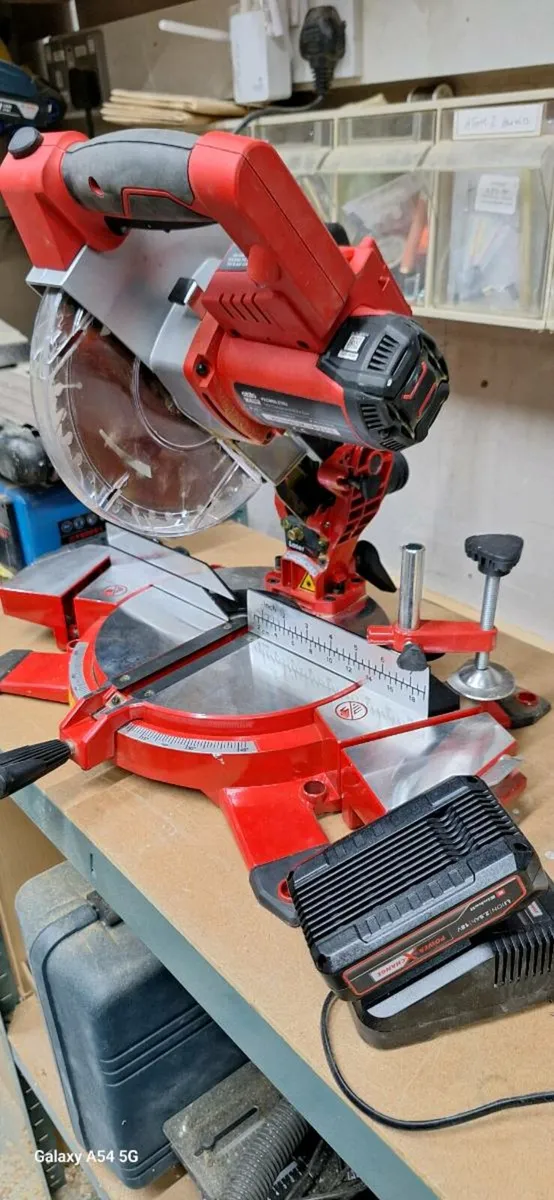 Ozito mitre saw - Image 1