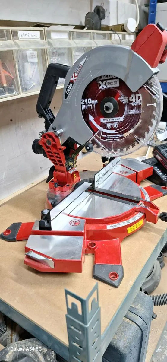 Ozito mitre saw - Image 3