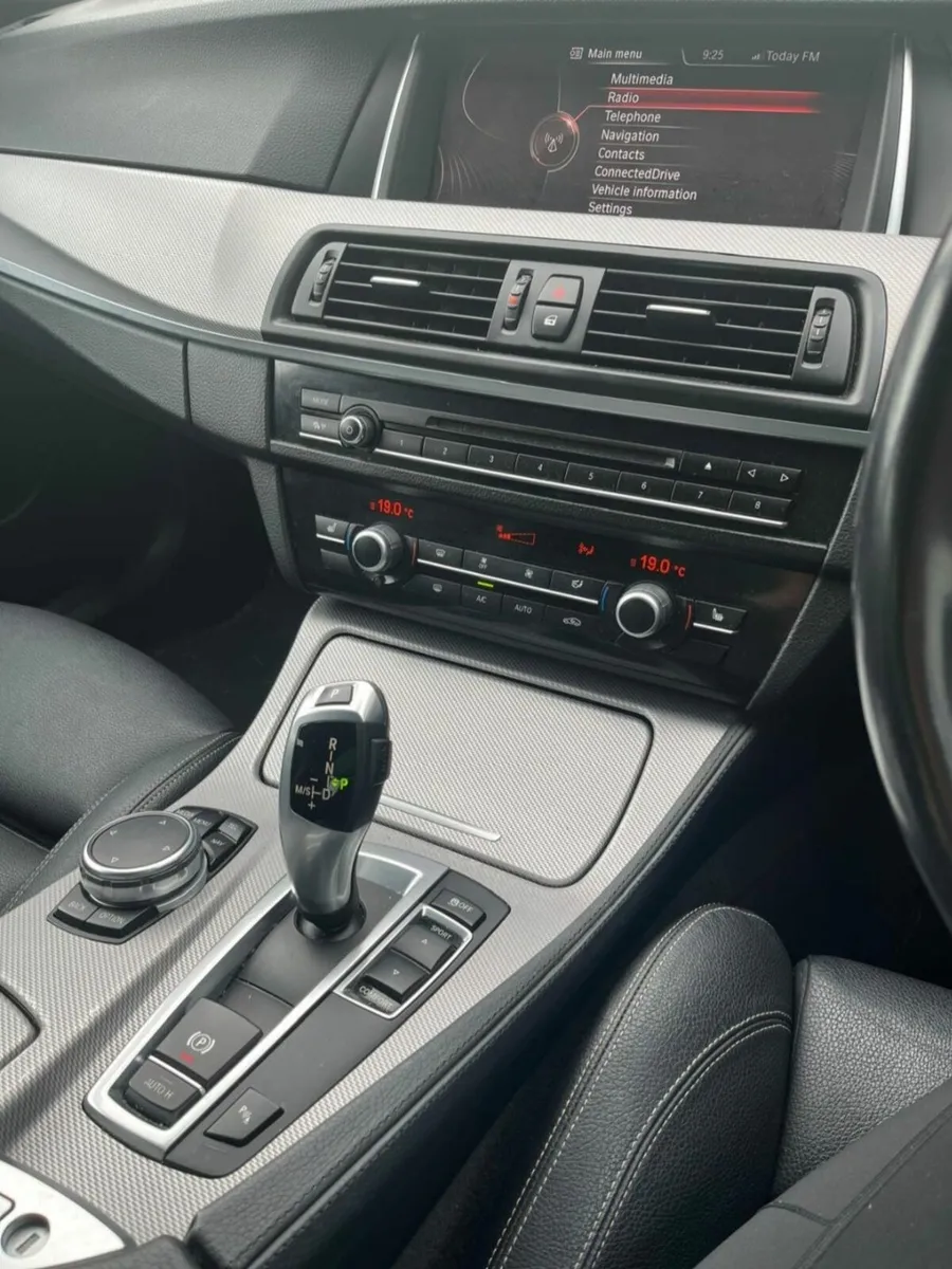 BMW 520d msport - Image 2
