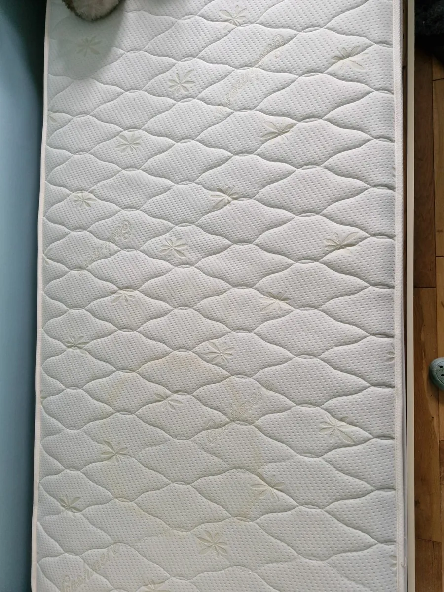 Single bed - Image 4