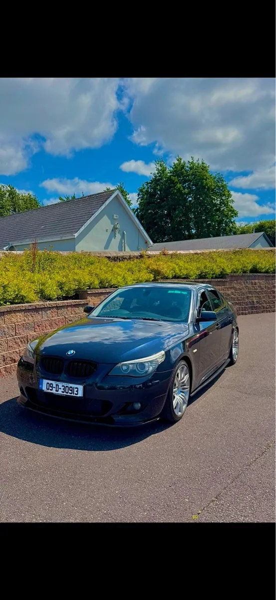 BMW E60 AUTO 2009 - Image 1