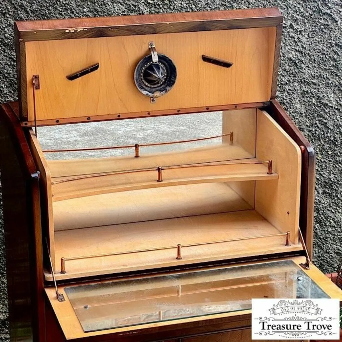 Vintage and Antique Style Drink's Cabinets - Image 4