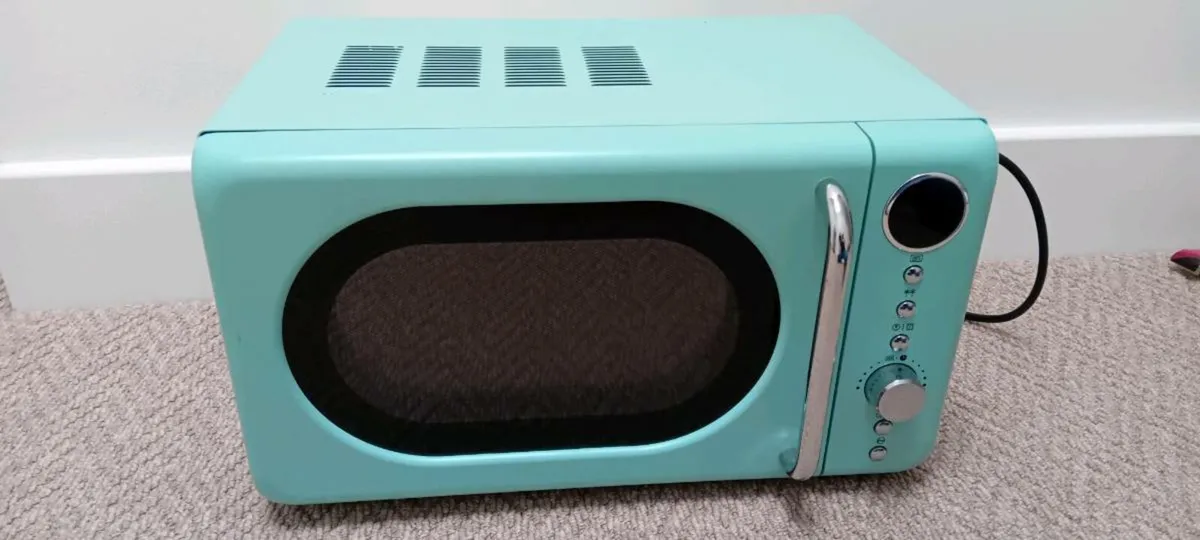 Microwave - Image 3