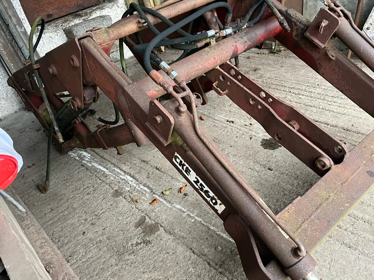 Quicke Loader - Image 2