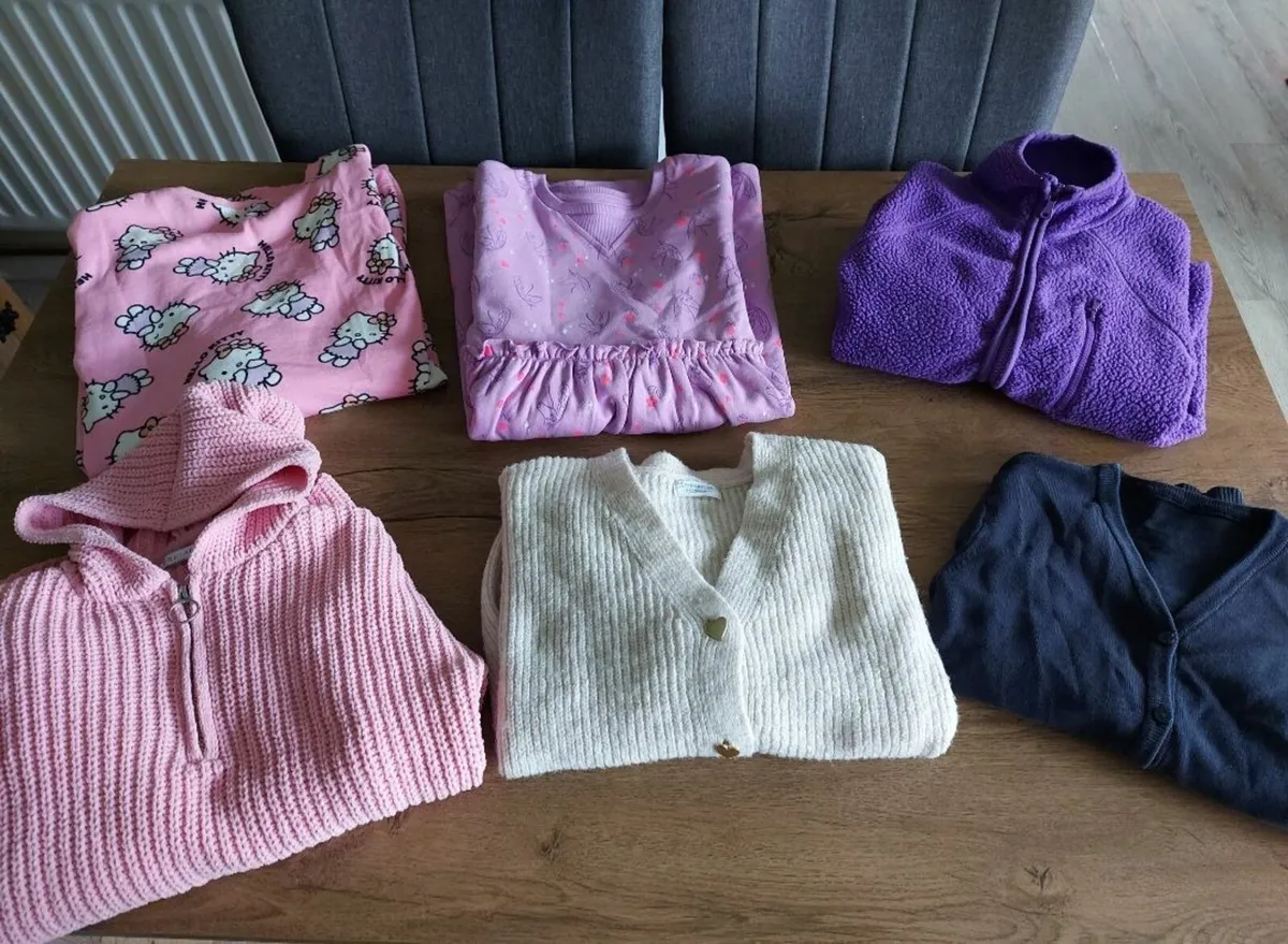 Girls 9-10 year bundle - Image 1