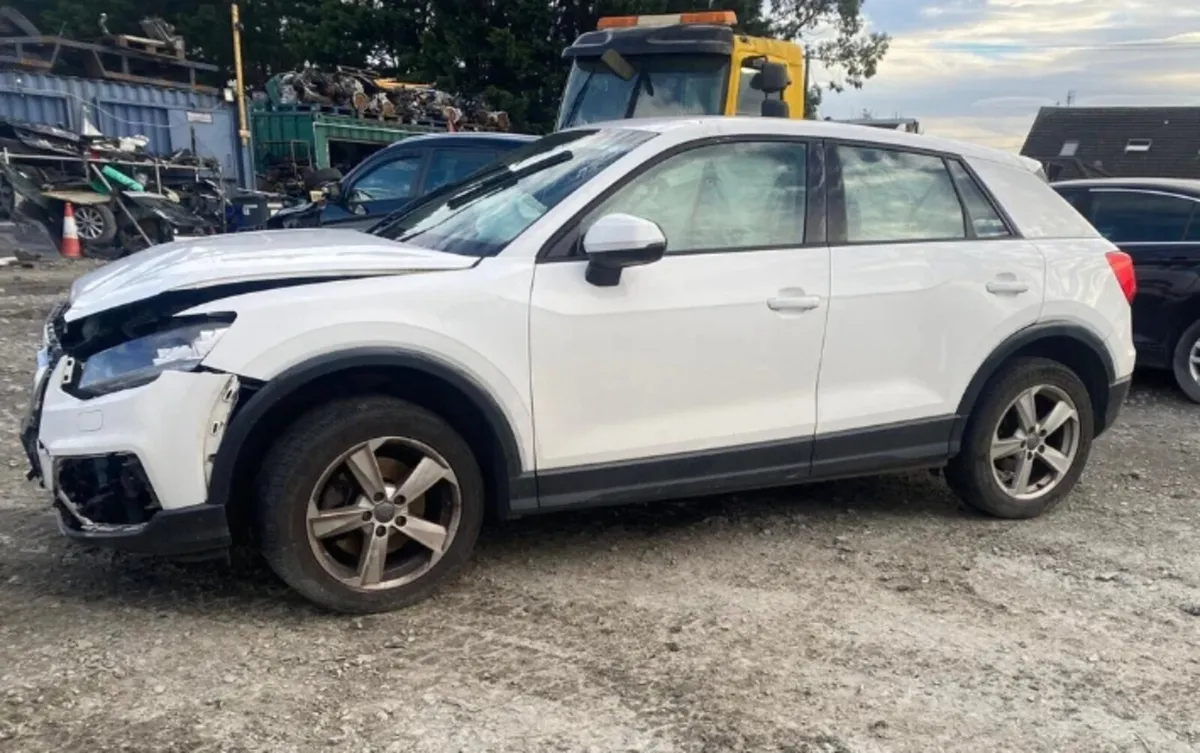 181 Audi Q2 1.6 Diesel Automatic - Image 3
