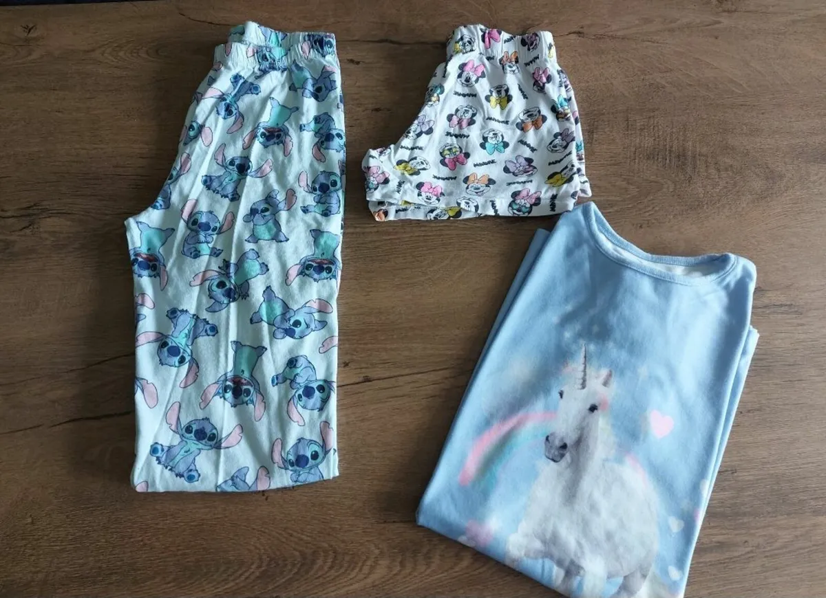 Girls 8-9 year bundle - Image 2