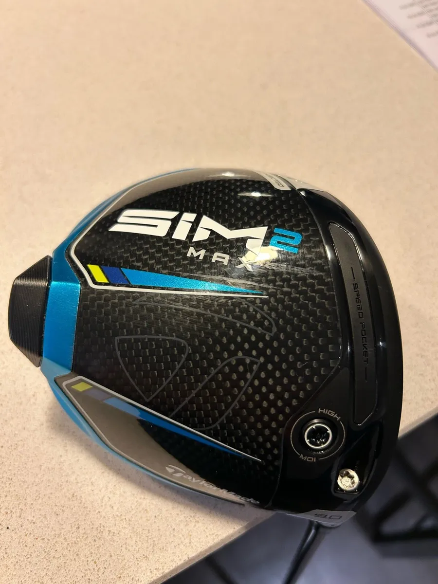 TaylorMade SIM2 Max Driver Stiff - Image 1