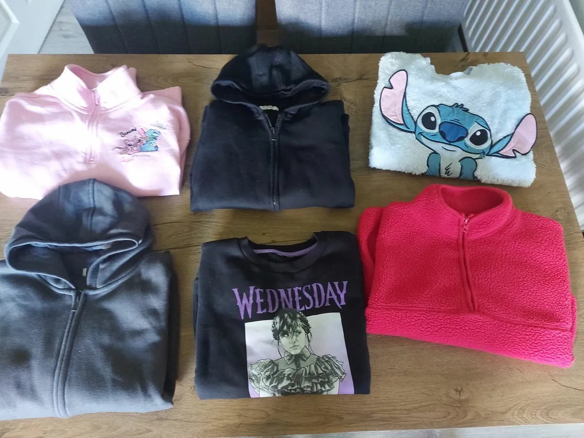 Girls 10-11 year bundle - Image 1