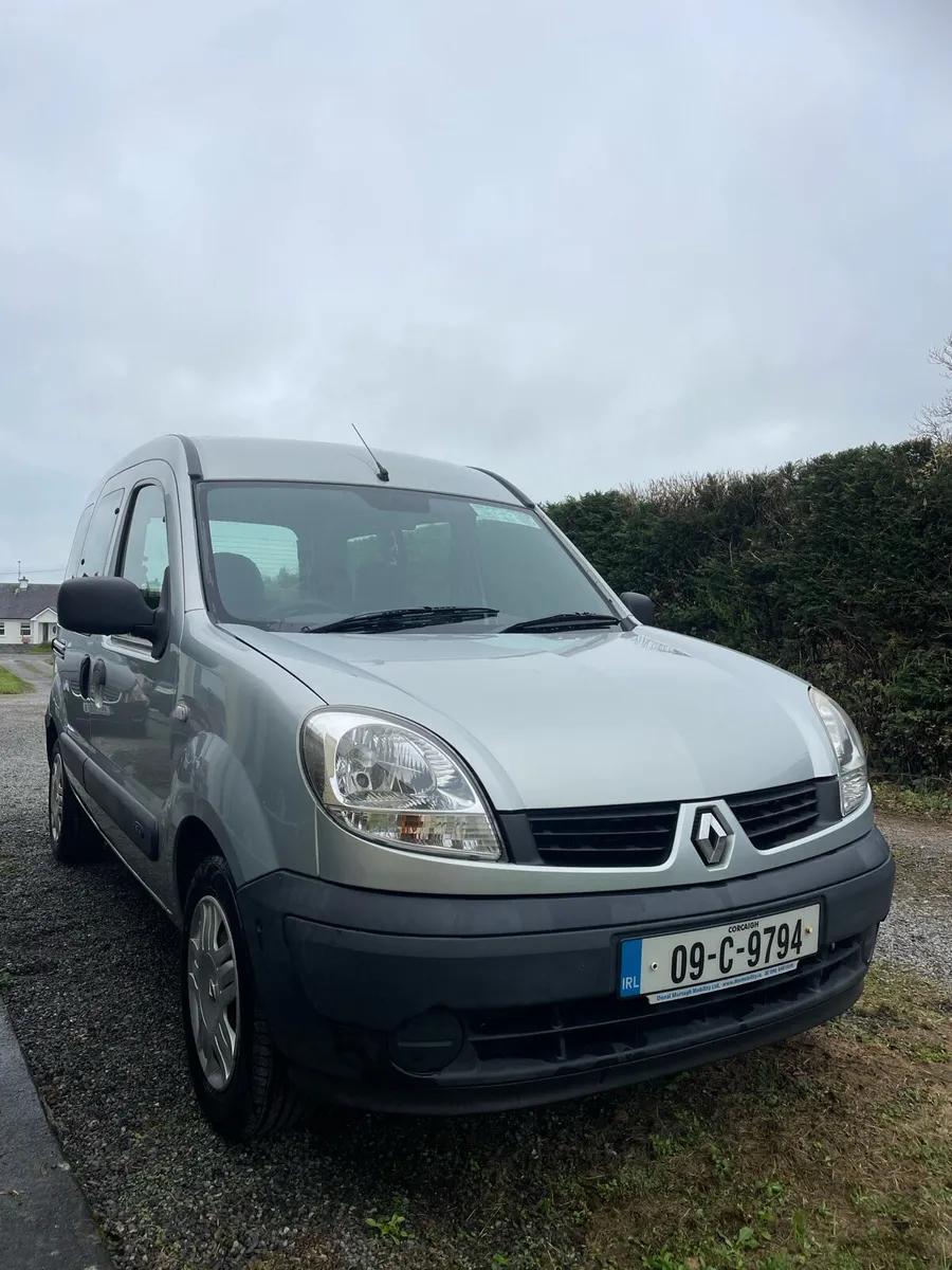 Renault Kangoo Automatic - Image 1