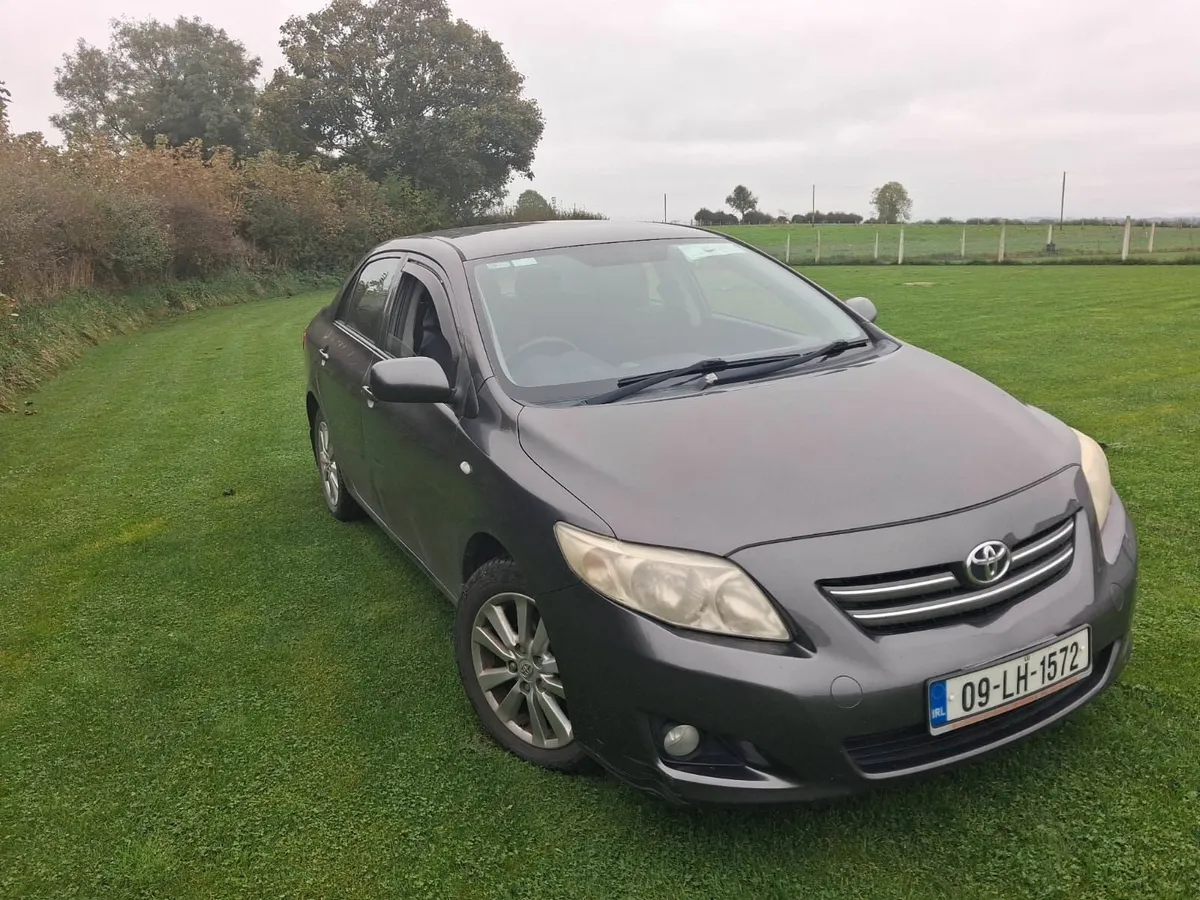 Toyota Corolla 2009 - Image 3