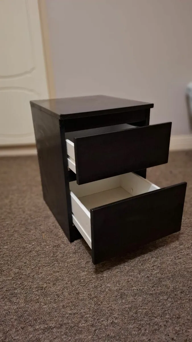 2×Draw night stand - Image 1
