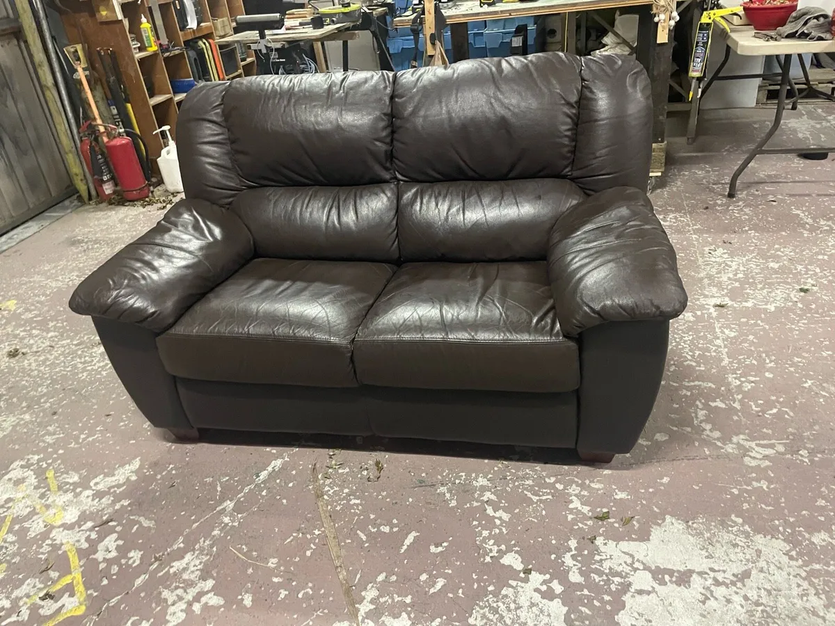 Leather 2 seater couch - Image 1