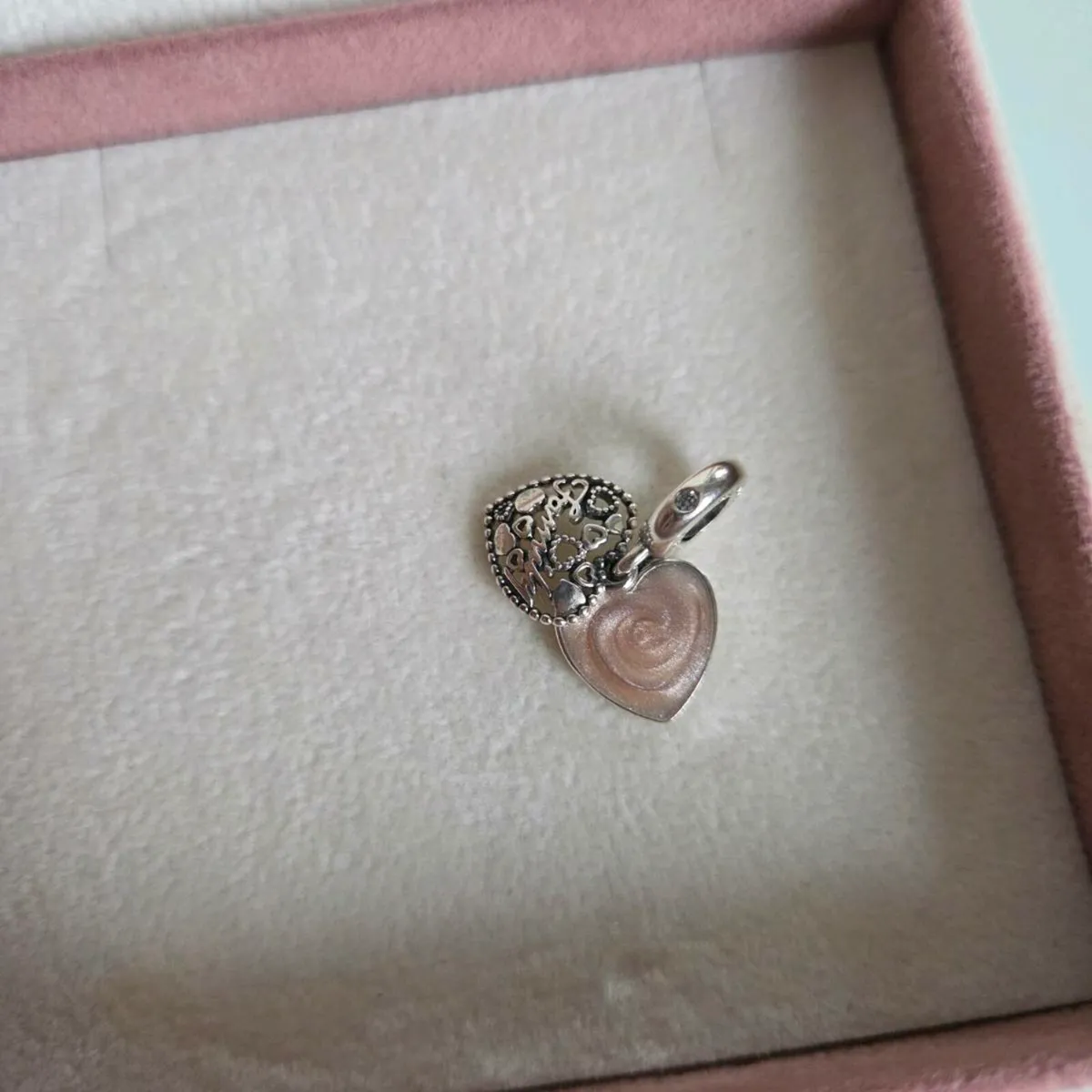 Pandora dangle charm family perfect condition - Image 4