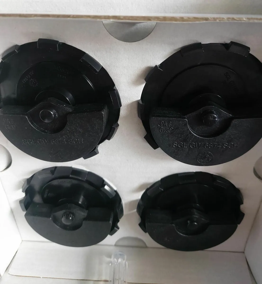 FLOATING BMW centre caps - FREE POST - Image 2