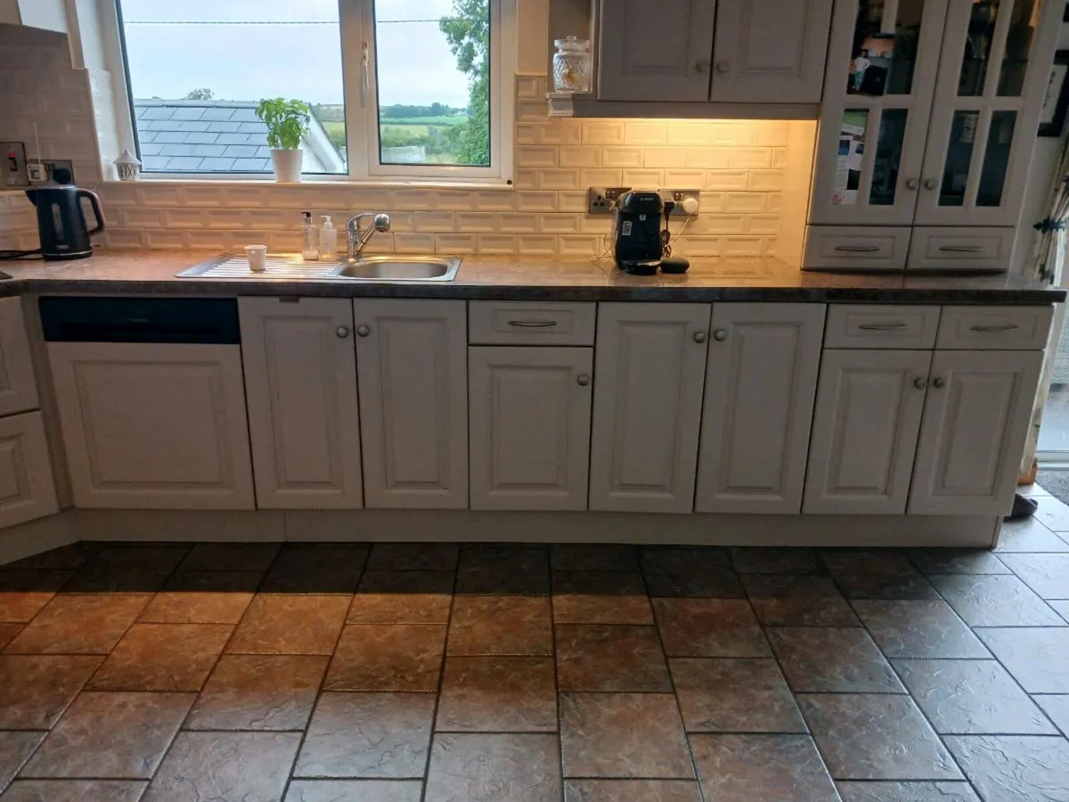 Kitchen - Image 1