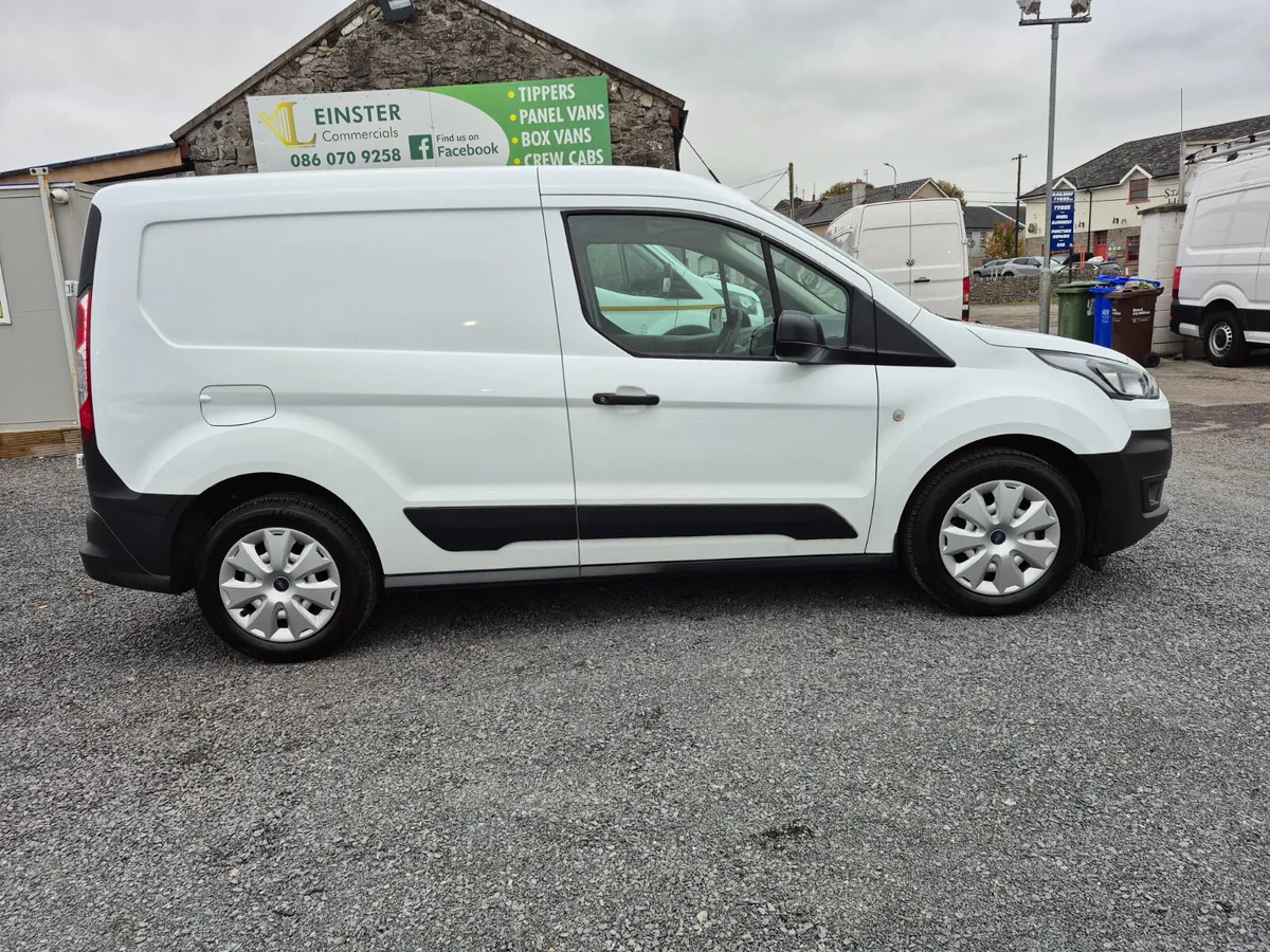 FORD TRANSIT CONNECT INCLUDES VAT - Image 4