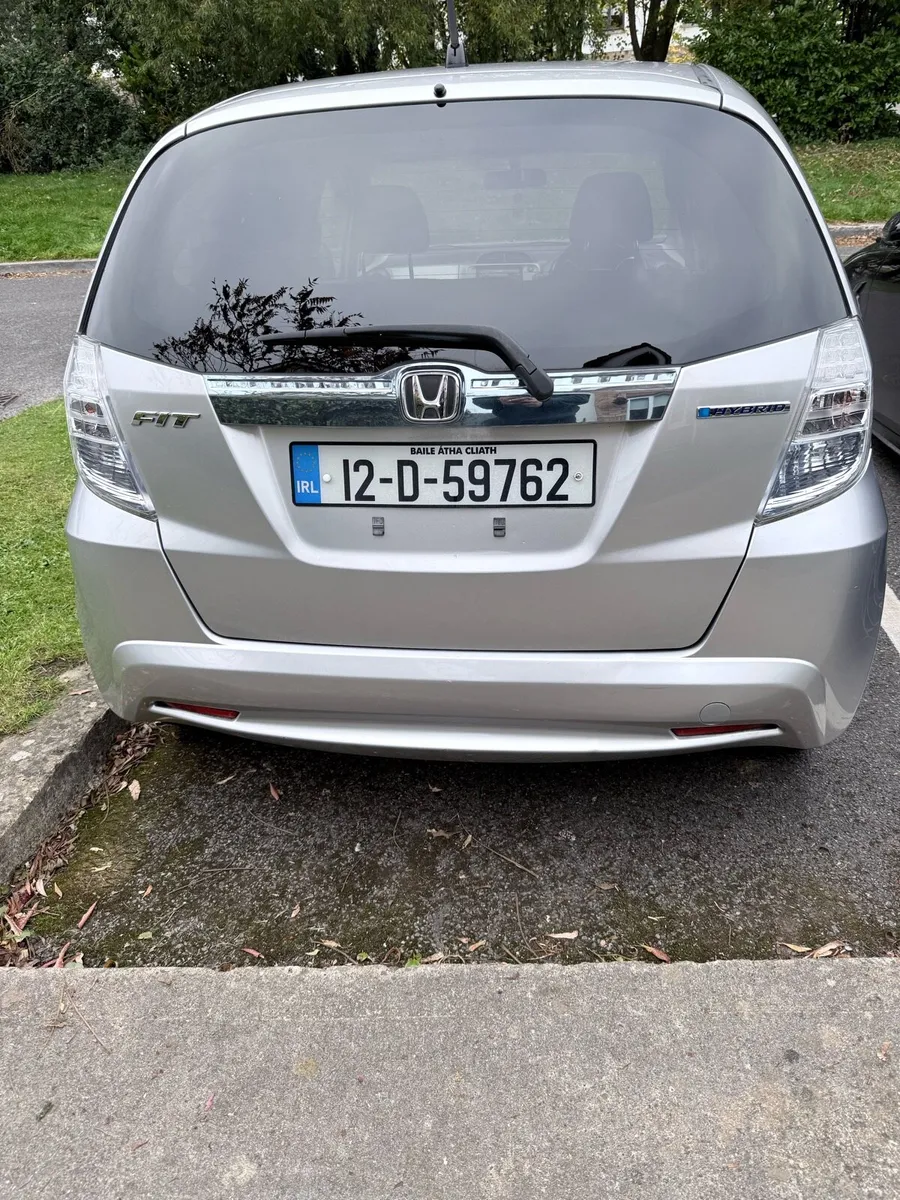 Honda Fit Hybrid 2012 - Excellent Condition - Image 3