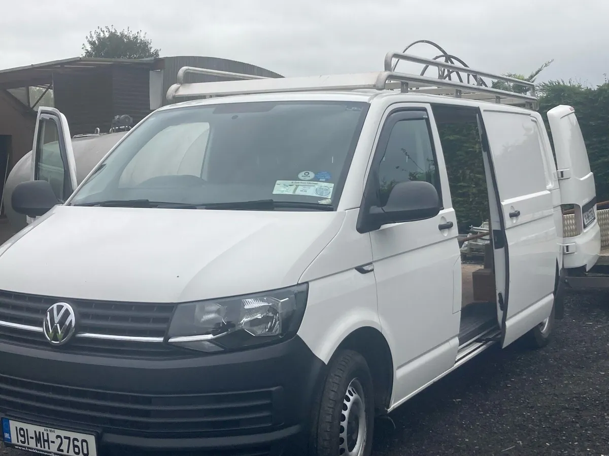 Volkswagen Transporter Van - Image 2