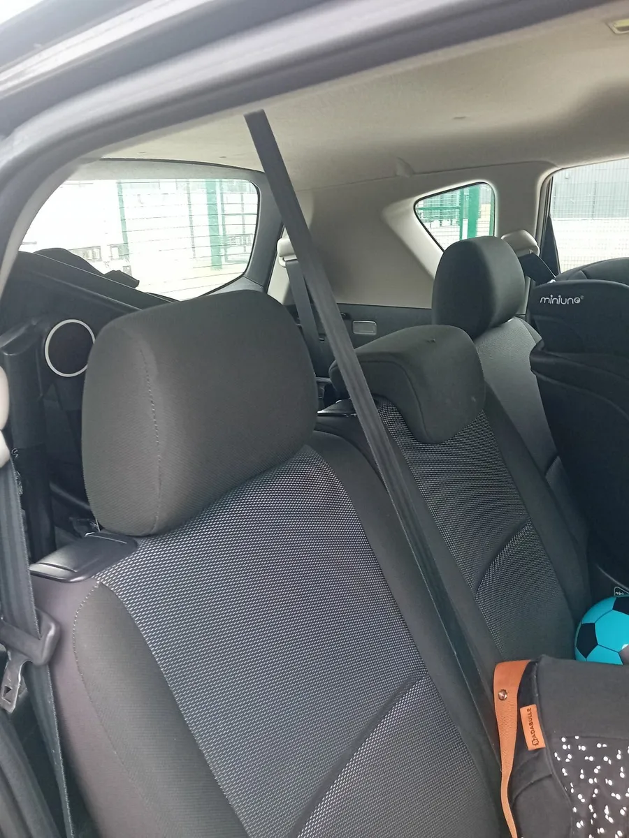 Toyota Corolla 2007 - Image 1