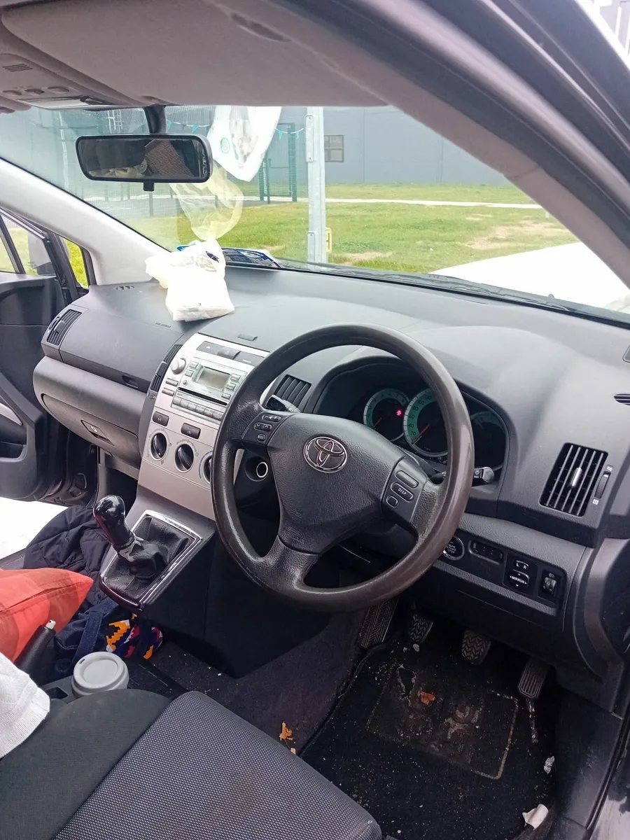 Toyota Corolla 2007 - Image 3