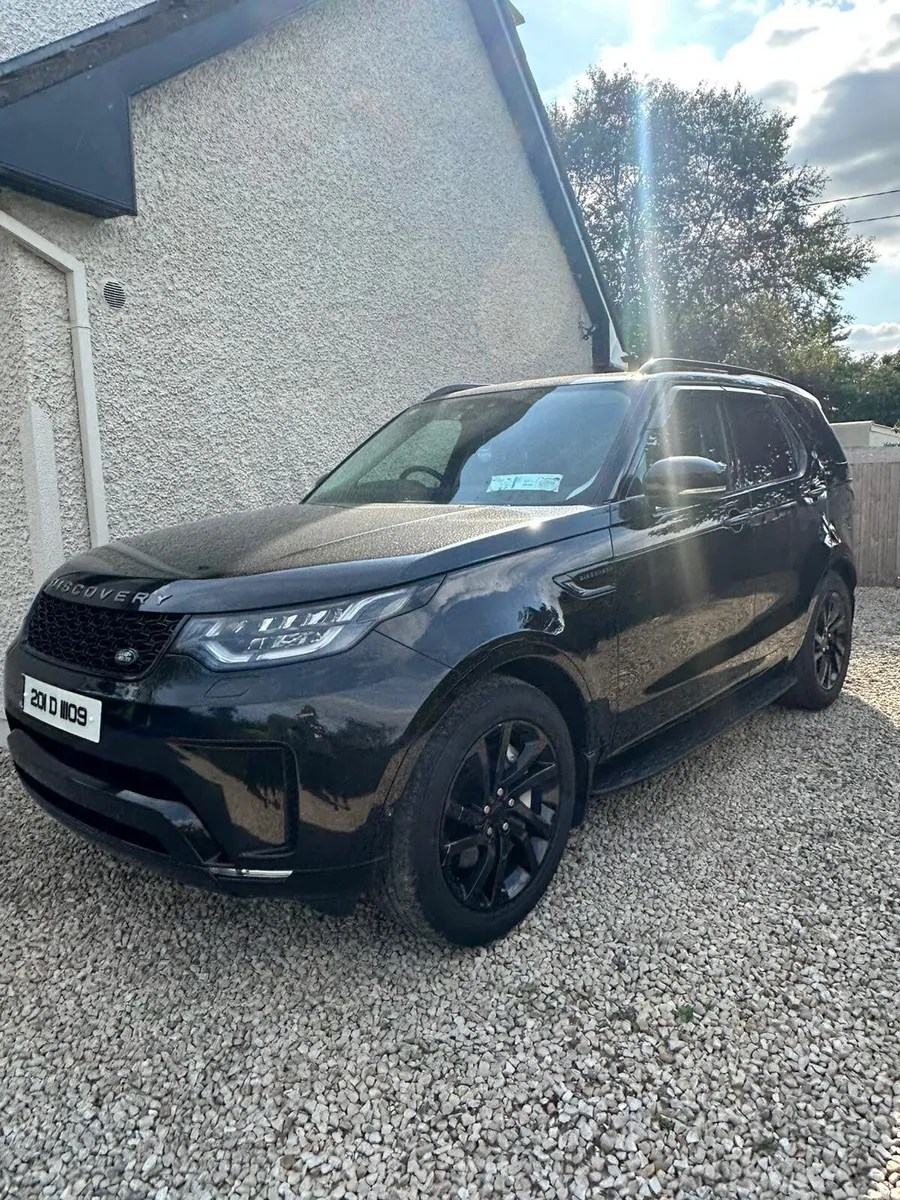 Land Rover Discovery 2020 - Image 1