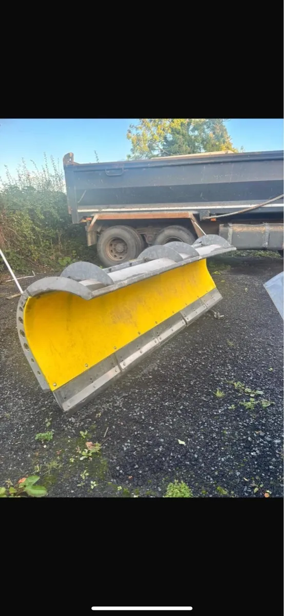 Snow ploughs - Image 2