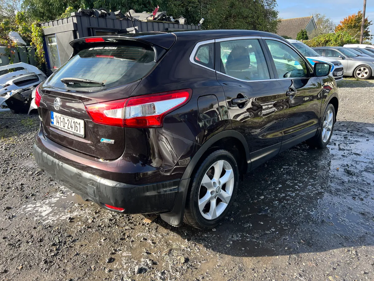 2014 Nissan Qashqai Automatic drive away no damage - Image 1