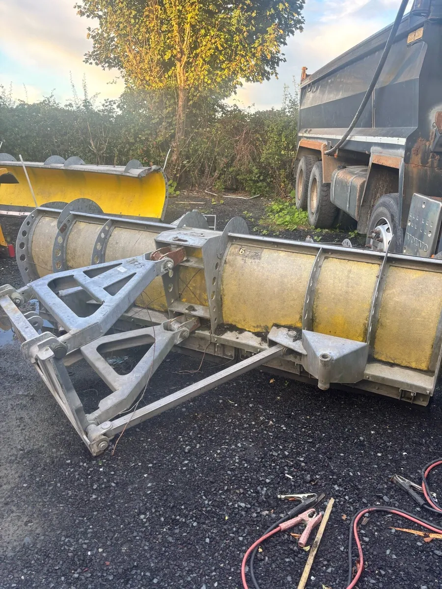 Snow ploughs - Image 4