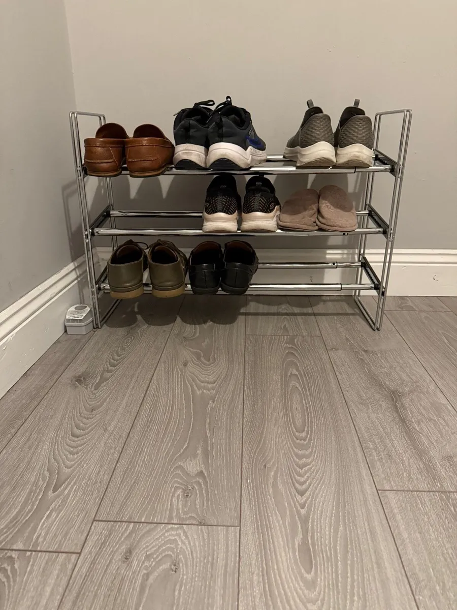Shoes rock - Image 1