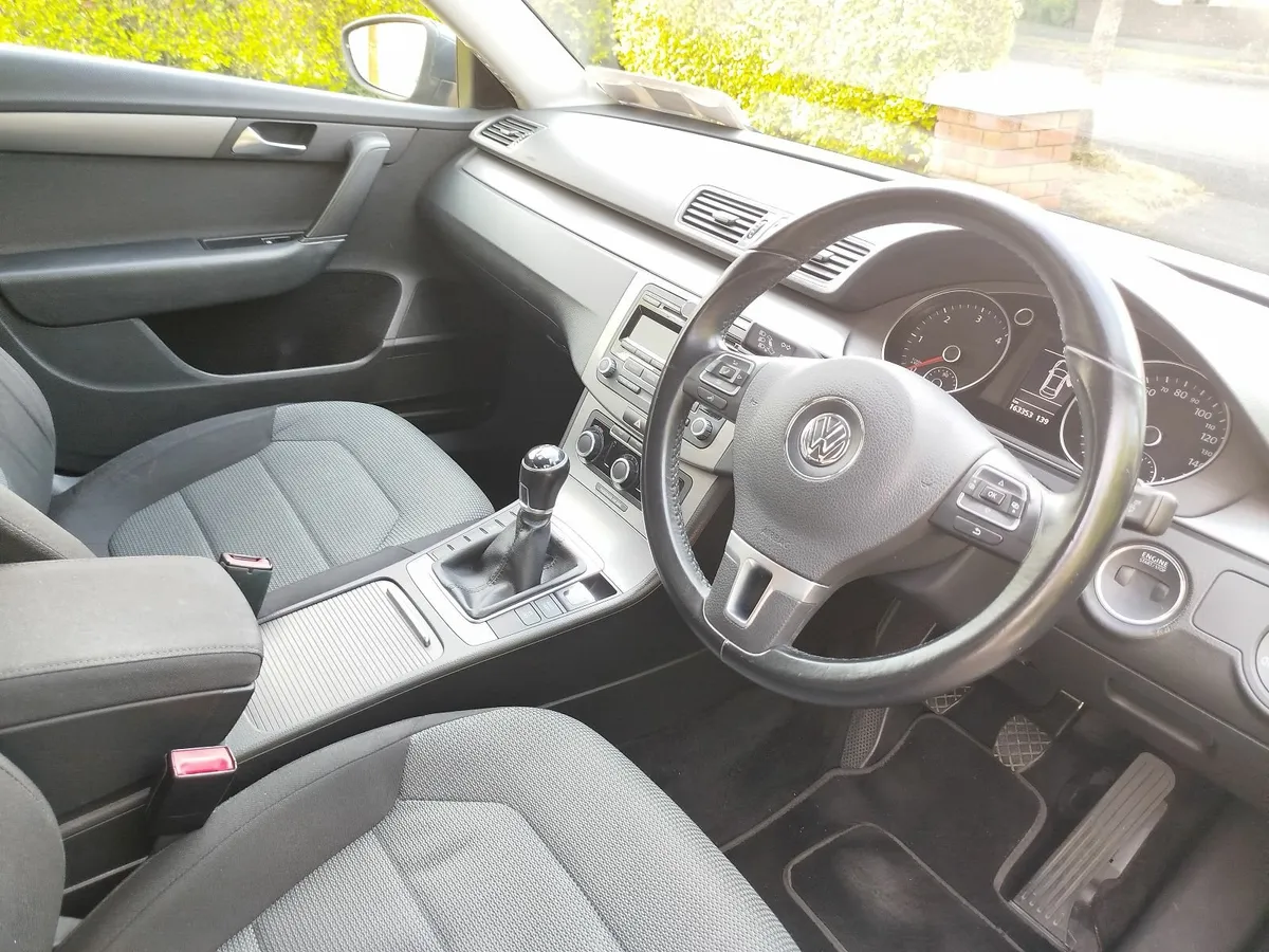 Volkswagen Passat 2.0 TDI 169k km Low mileage - Image 4