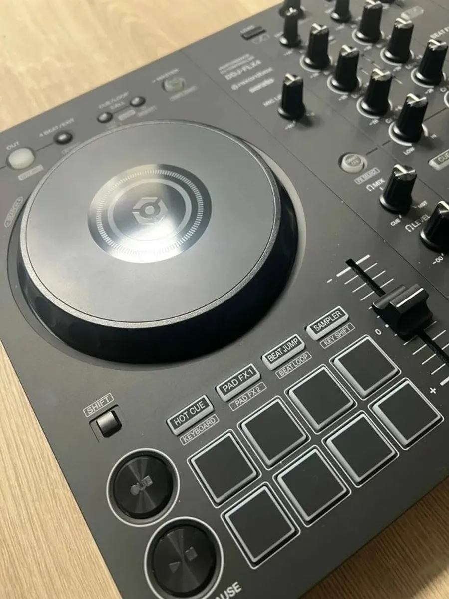 Pioneer DDJ-FLX4 - Image 4