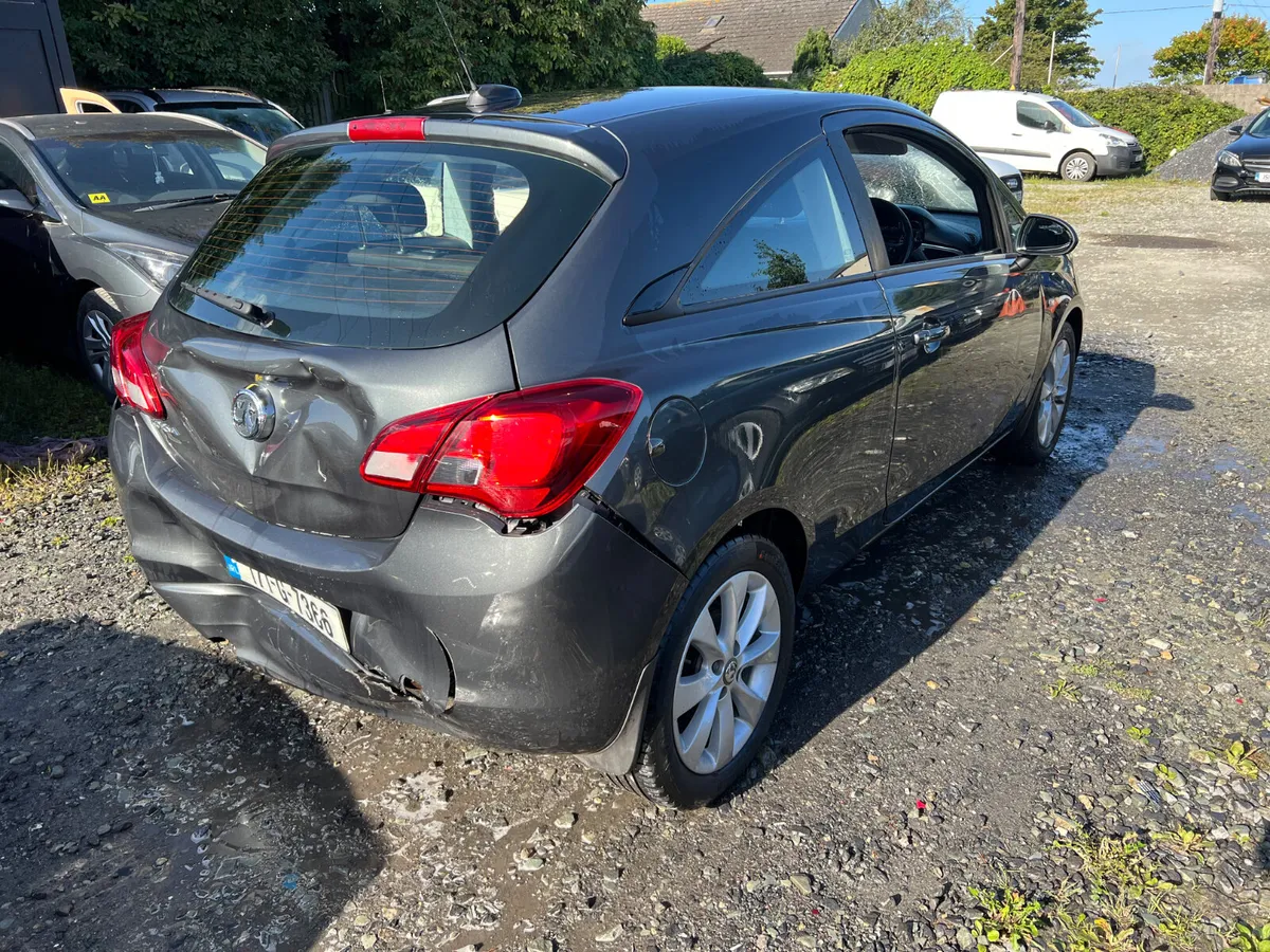 171 Opel Corsa 1.4 Petrol only 104 kms driving - Image 4
