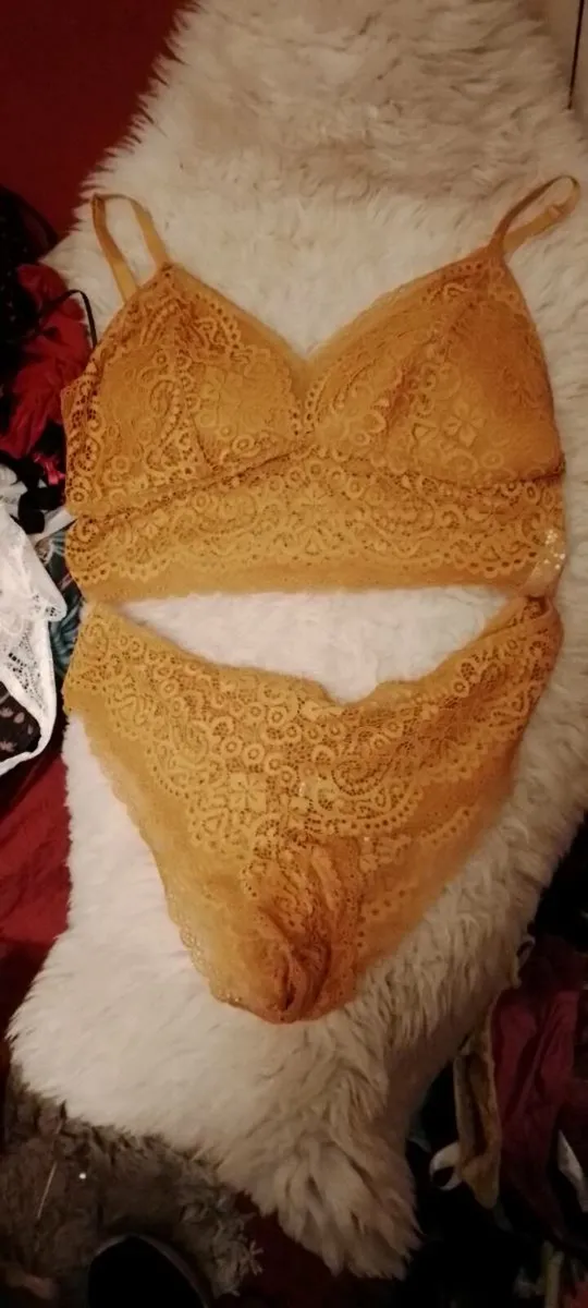 Crossdresser? Lingerie leatherlook etc. - Image 4