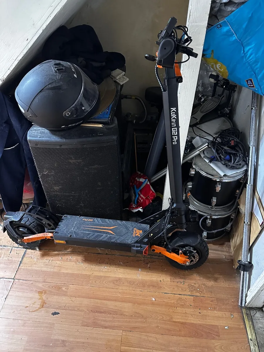 Escooter - Image 1