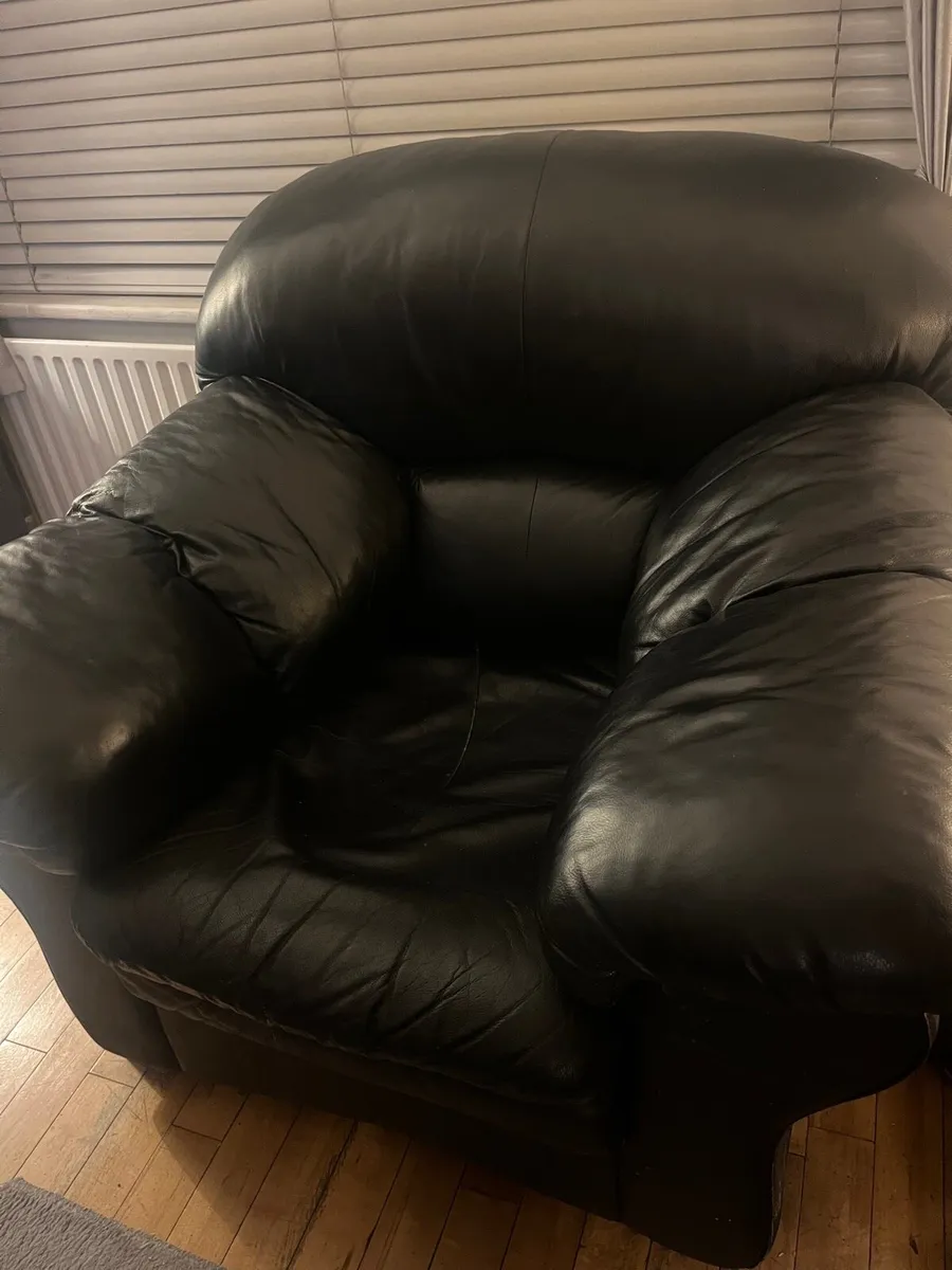 One seater sofa - Image 1