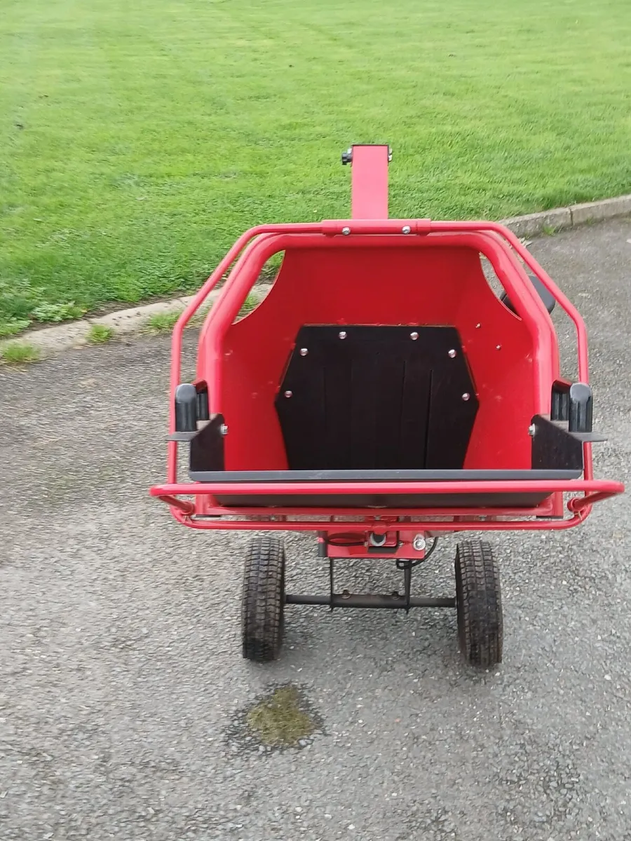 Cobra wood chipper - Image 2