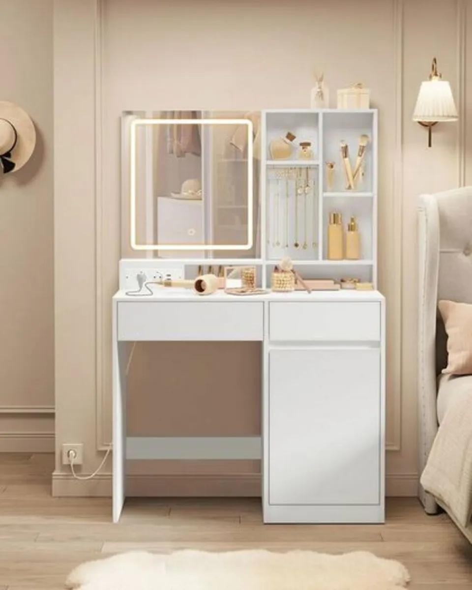 Dressing Table LED Lights - Image 1