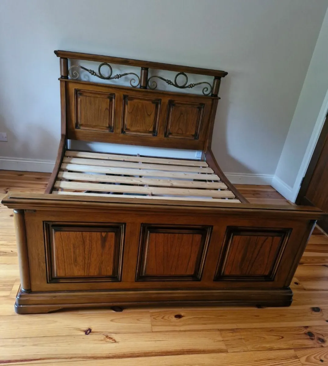 Bed - Image 2