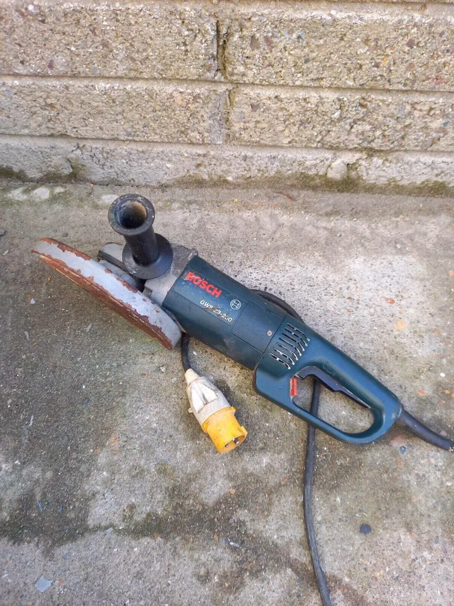 Bosch 9 Inch Grinder - Image 1