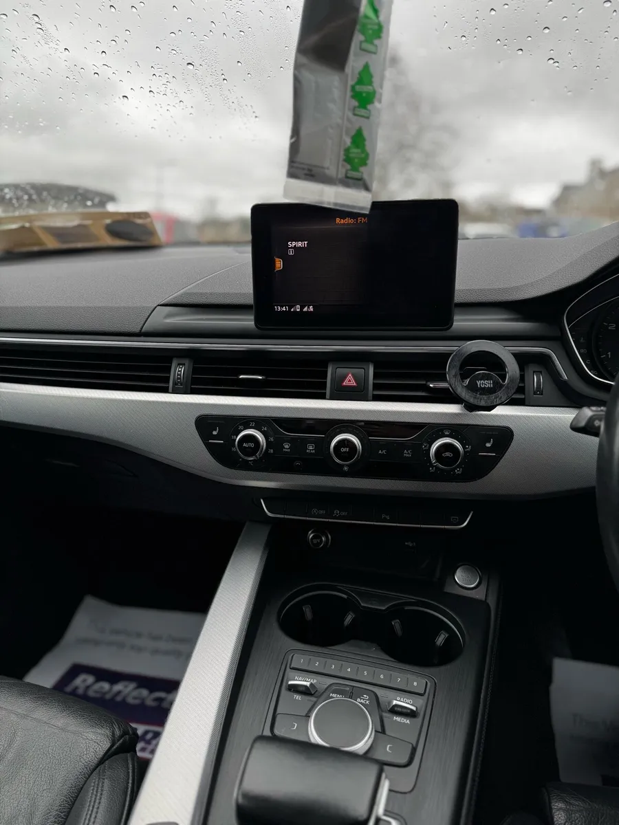 Audi A4 SE TDI Automatic 2019 Black - Image 3