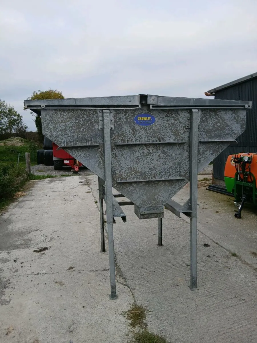 Meal Bin - Image 1