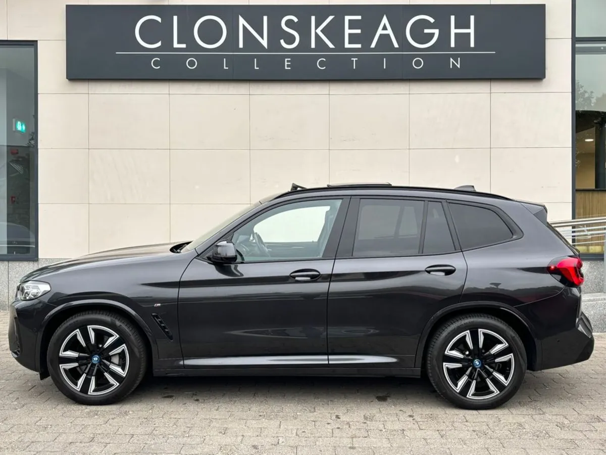 BMW iX3 M SPORT, PANORAMIC ROOF - Image 4