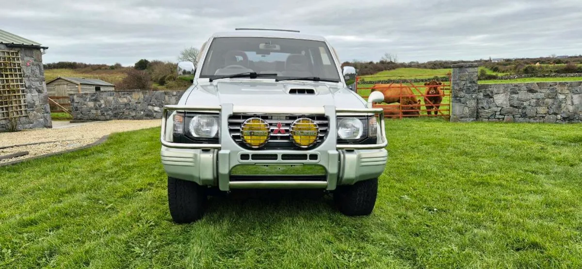 Mitsubishi Pajero Exceed 2.8td - Image 3